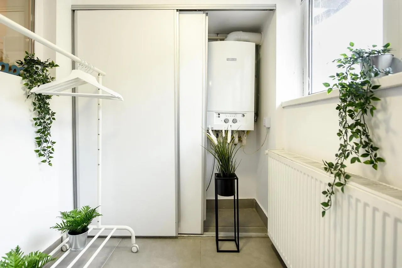 아파트 Spacious 1Br In The City Center - Amazing For Extended Stays 부쿠레슈티